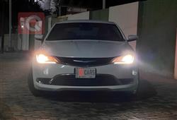 کرایسلەر 200